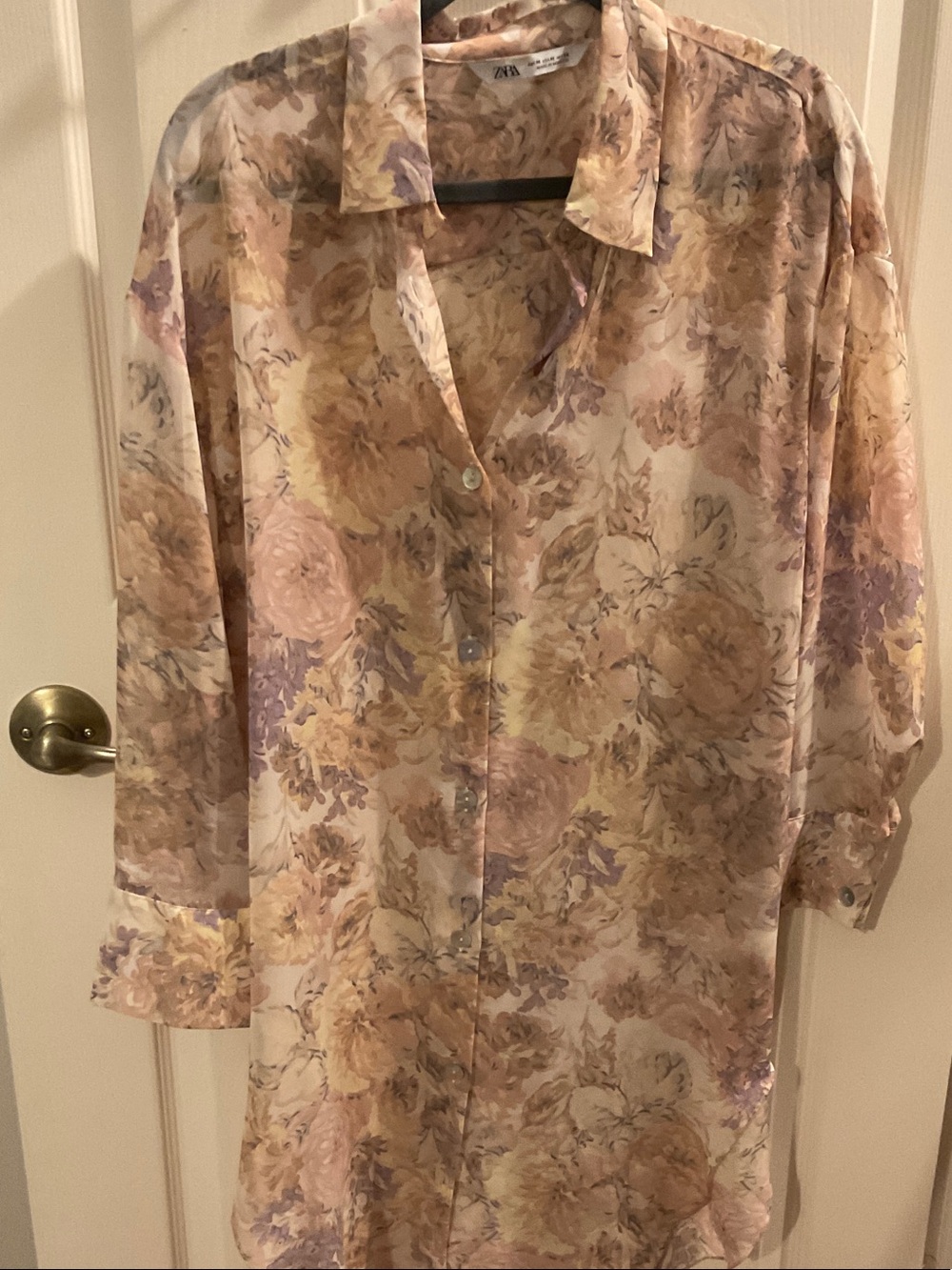 ZARA Men Floral Button-Down Shirt in Pastel Pink and Beige